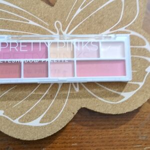 Pretty Pinks Eyeshadow Palette
